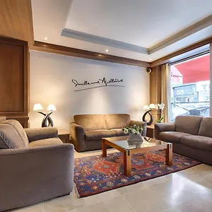 *** Hotel Apollinaire Francia